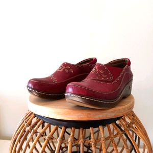 L'artiste Burbank Clog